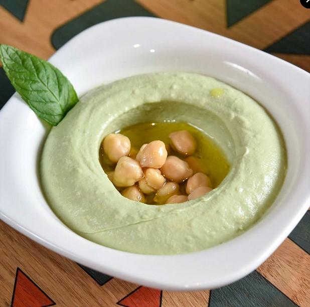 حمص بالأفوكادو